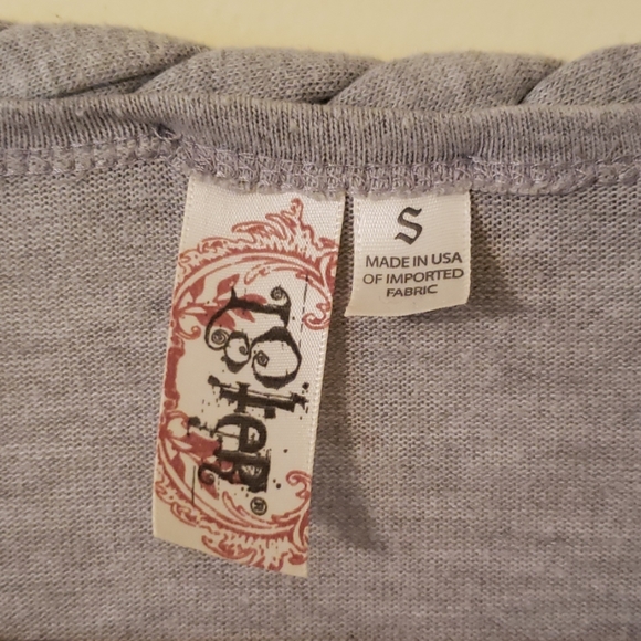 Braided edge gray cardigan - Picture 3 of 3